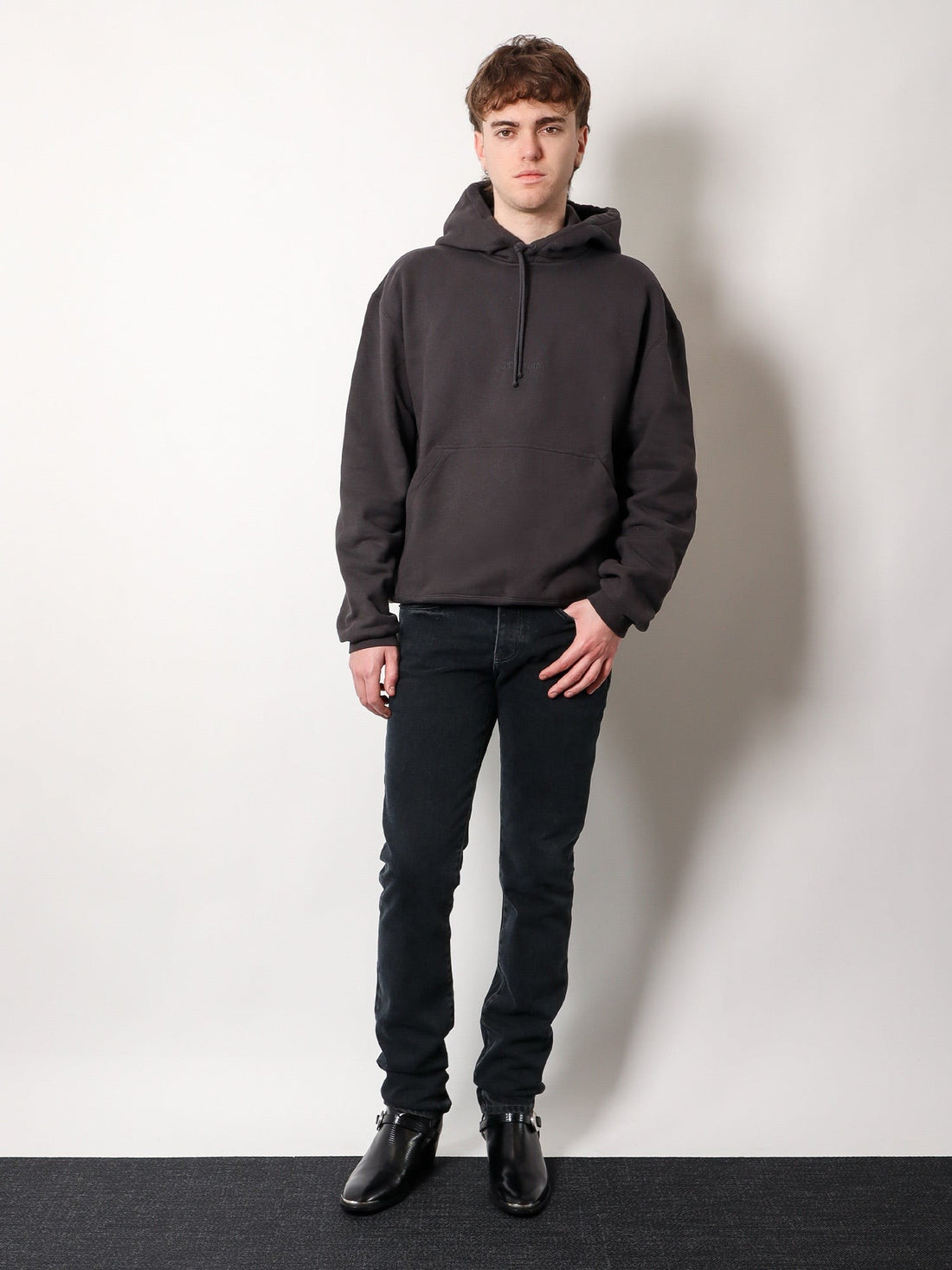 Organic cotton sweatshirt with frontal logo embroidery