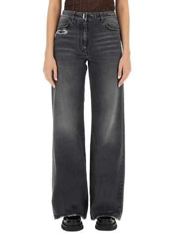 Givenchy - OVERSIZE JEANS oversize-jeans_ec32d592-cfab-4e80-915c-ad220e3f55f2
