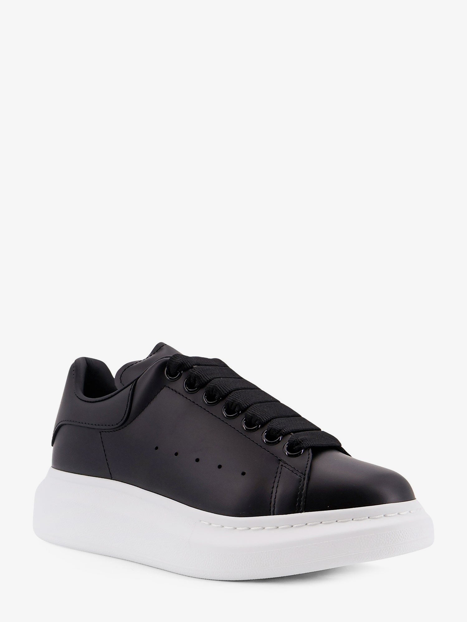 Alexander Mcqueen - Oversized leather sneakers oversized-leather-sneakers_16e3a19c-cb70-4b5e-a14a-e8b0a45ec7fb