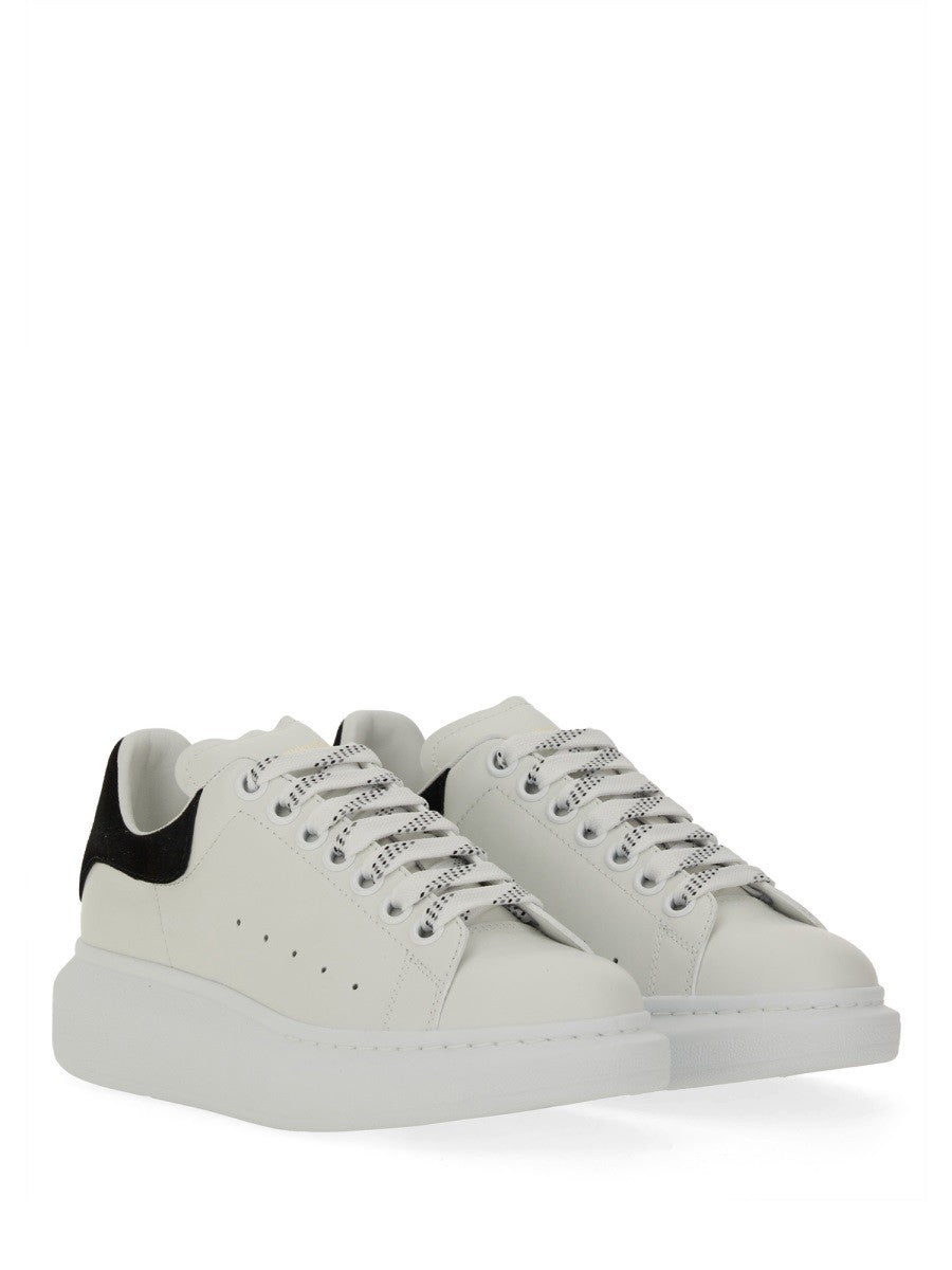 Alexander Mcqueen - OVERSIZED SNEAKER oversized-sneaker_167bb62e-ca8a-4310-aecf-ebf383b2bad4