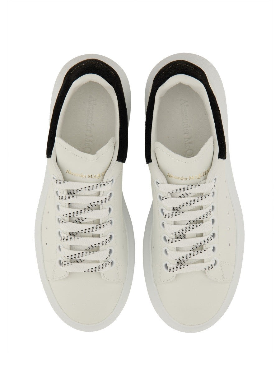 Alexander Mcqueen - OVERSIZED SNEAKER oversized-sneaker_e2f9e73e-a054-4d44-bcf5-16ee5647f88b