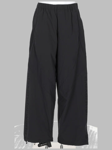 Alexander Wang - PANTALONE TRUCK CON LOGO TRAFORATO