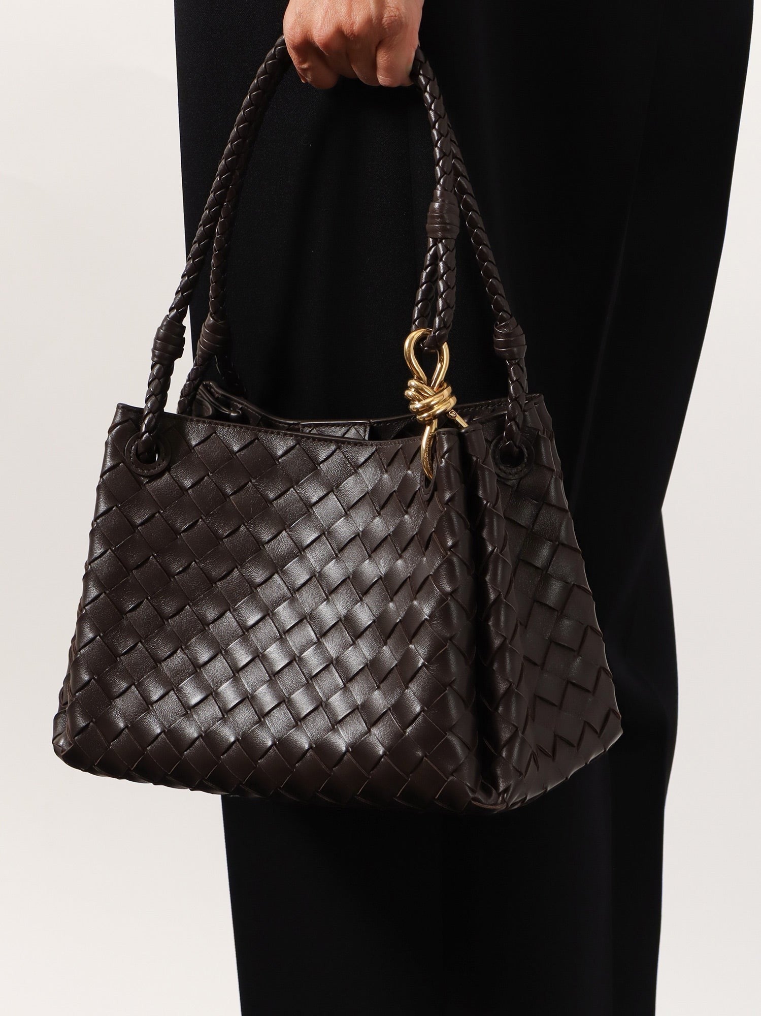 Bottega Veneta - Parachute leather shoulder bag with Intrecciato pattern and Knot detail parachute-leather-shoulder-bag-with-intrecciato-pattern-and-knot-detail_f21c7e8b-36c9-480e-9965-2fb79cf7a6cb