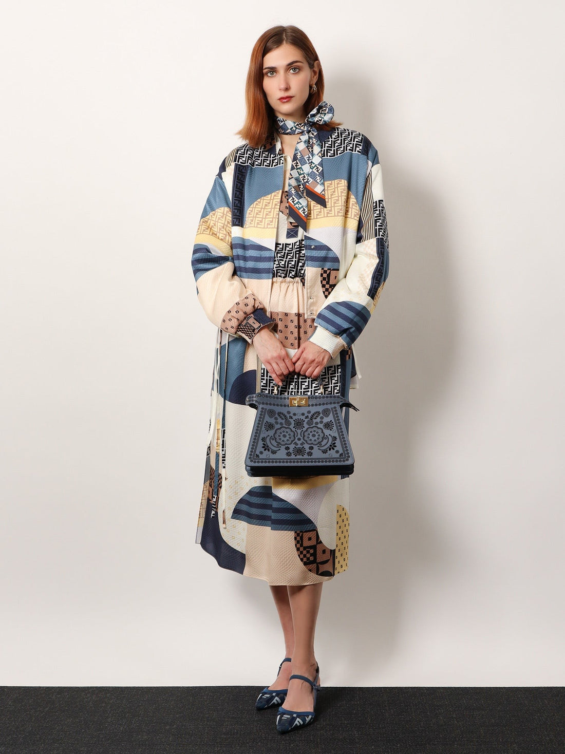 Peekaboo ISeeU Small leather shoulder bag with laser-cut Coral Bandana motif