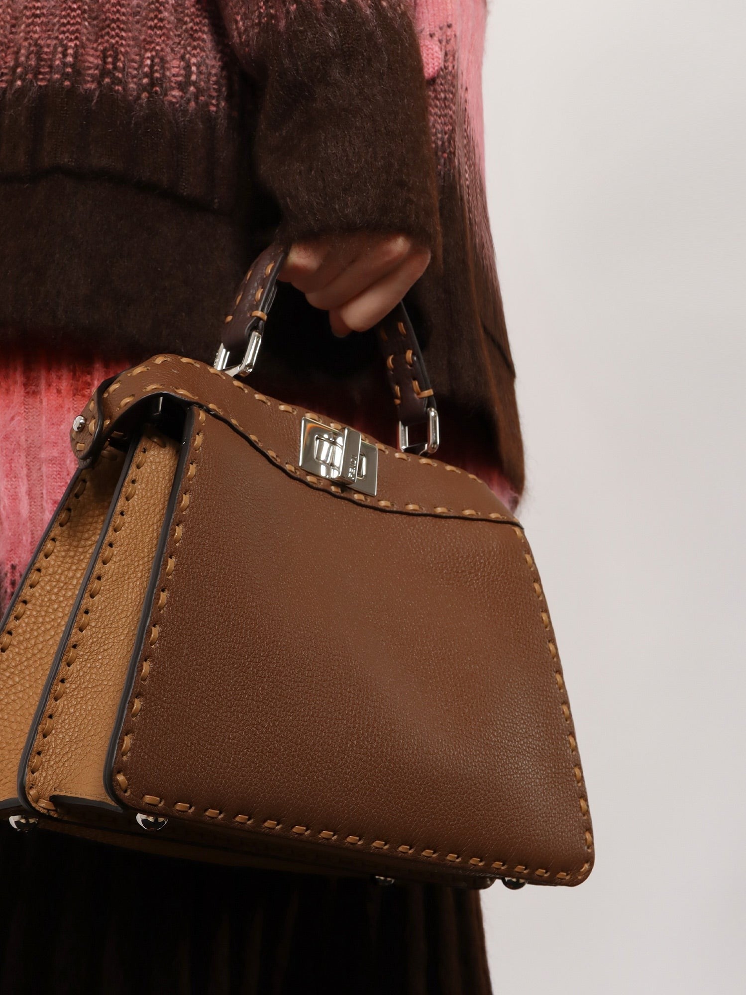 Fendi Fendi - Peekaboo IseeU Small leather shoulder bag with Selleria macro stitching