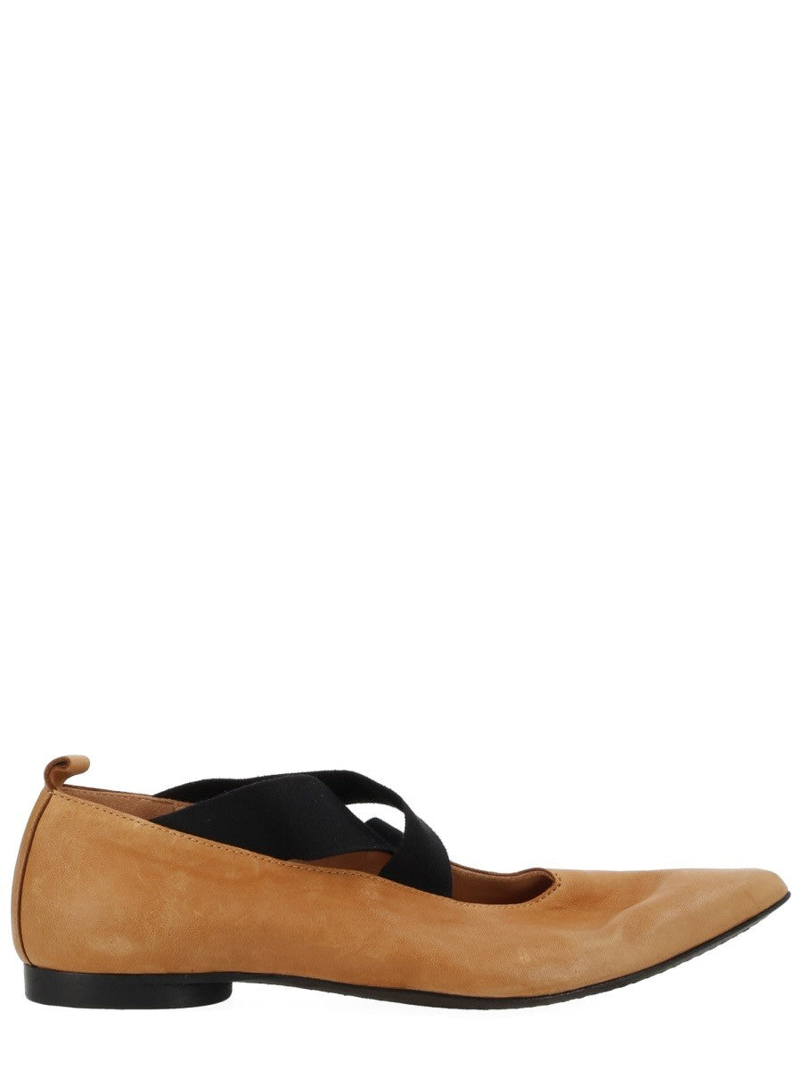 UMA WANG - "POINTED" BALLERINA pointed-ballerina_a38a87af-a473-43ac-b529-e8155f8d9532