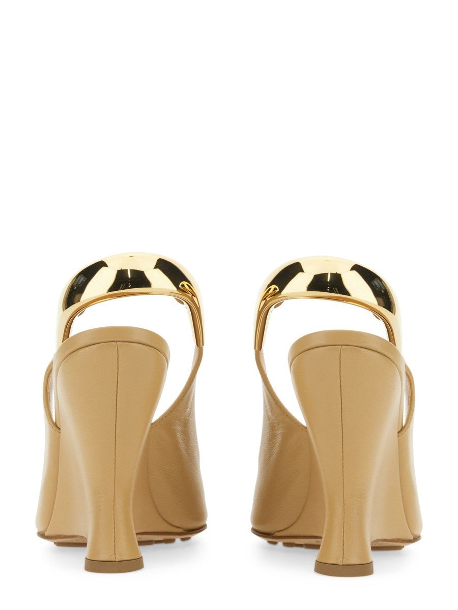 POINTED SLINGBACK PUMPS