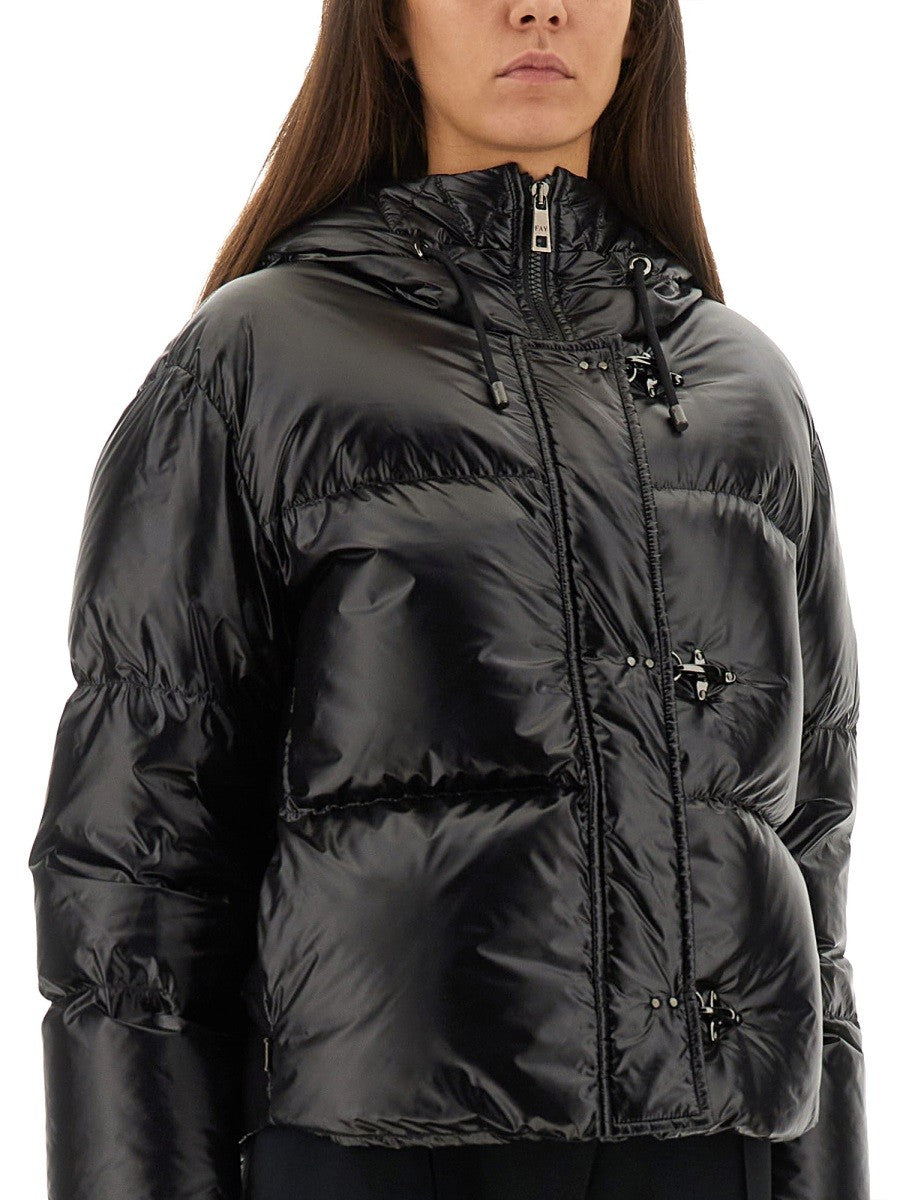 DOWN JACKET WITH HOOD