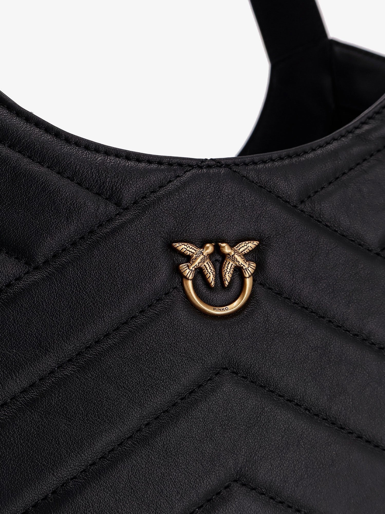 Quilted leather shoulder bag