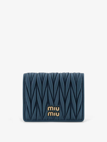 Quilted leather wallet quilted-leather-wallet_743ed377-5a9a-4089-a7d3-ab0bd8d60528