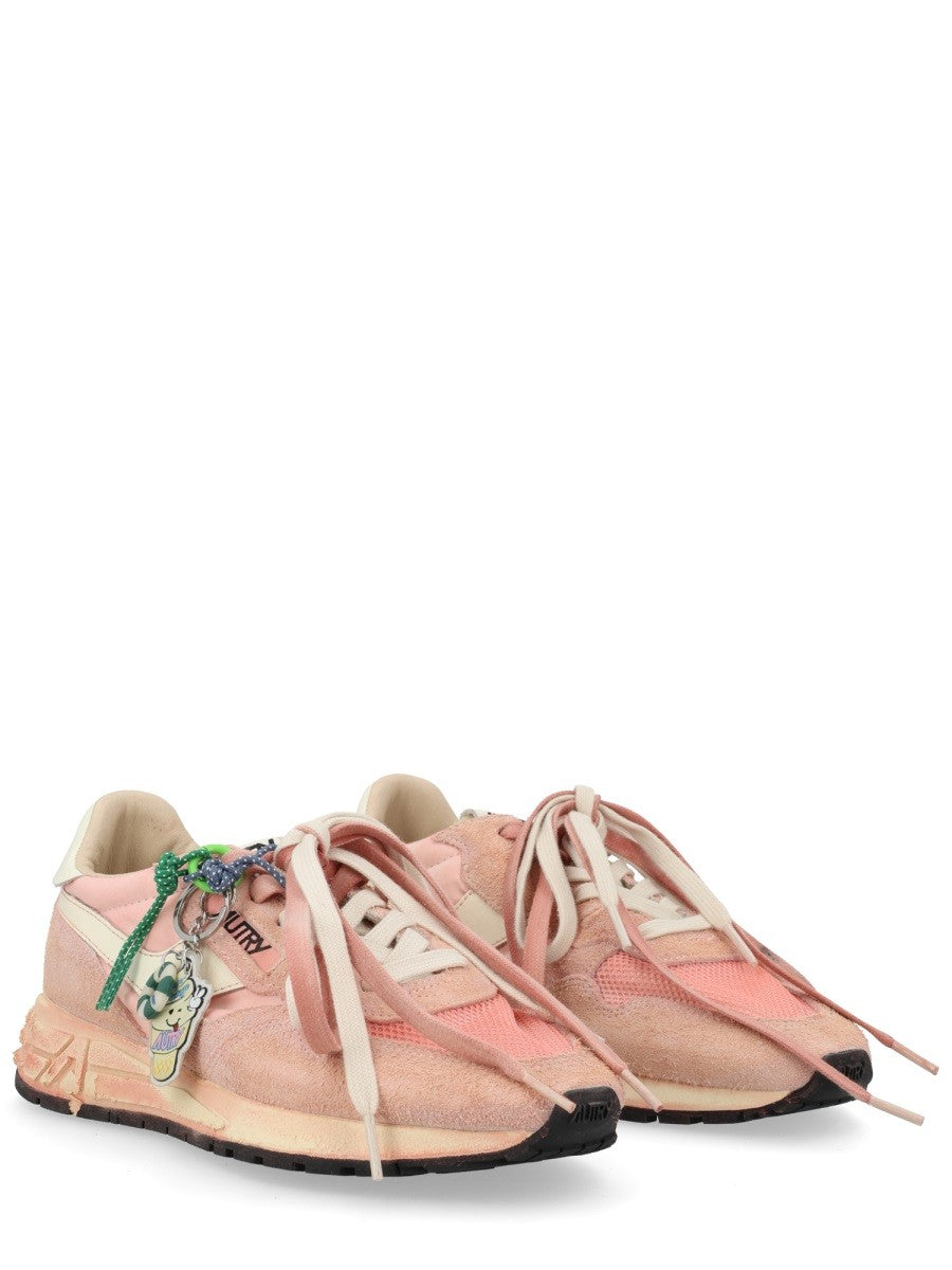 Autry - "REELWIND SUPER VINTAGE" SNEAKER reelwind-super-vintage-sneaker_03f5c686-d419-4fa6-aced-f8e3efb7538f