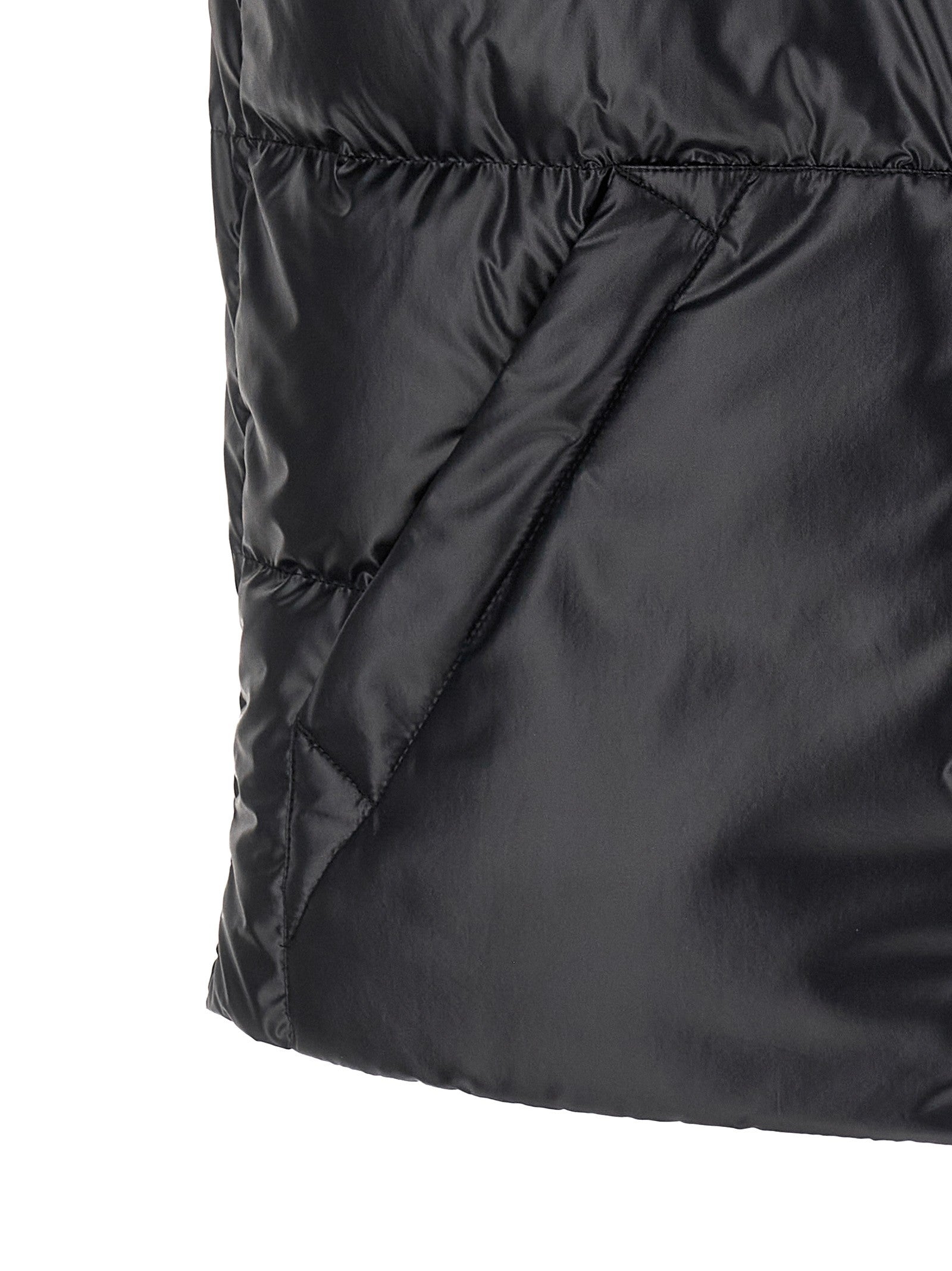 Moncler - 'Restigo' vest restigo-vest_4b39a42d-cdcd-44f5-85e5-9a47b807def4