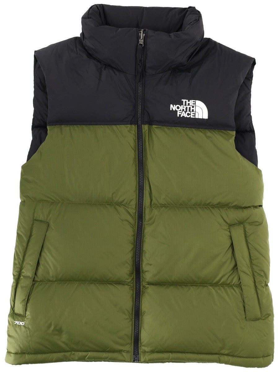 "RETRO NUPTSE 1996" VEST retro-nuptse-1996-vest_c33d7732-cbbb-4ff4-ab76-328e97b7e334