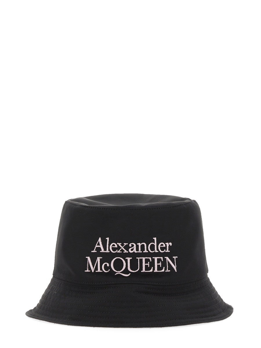 Alexander McQueen Black Reversible Bucket Hat reversible-bucket-hat_6e748357-c0a0-4251-8015-1a1523bf1208
