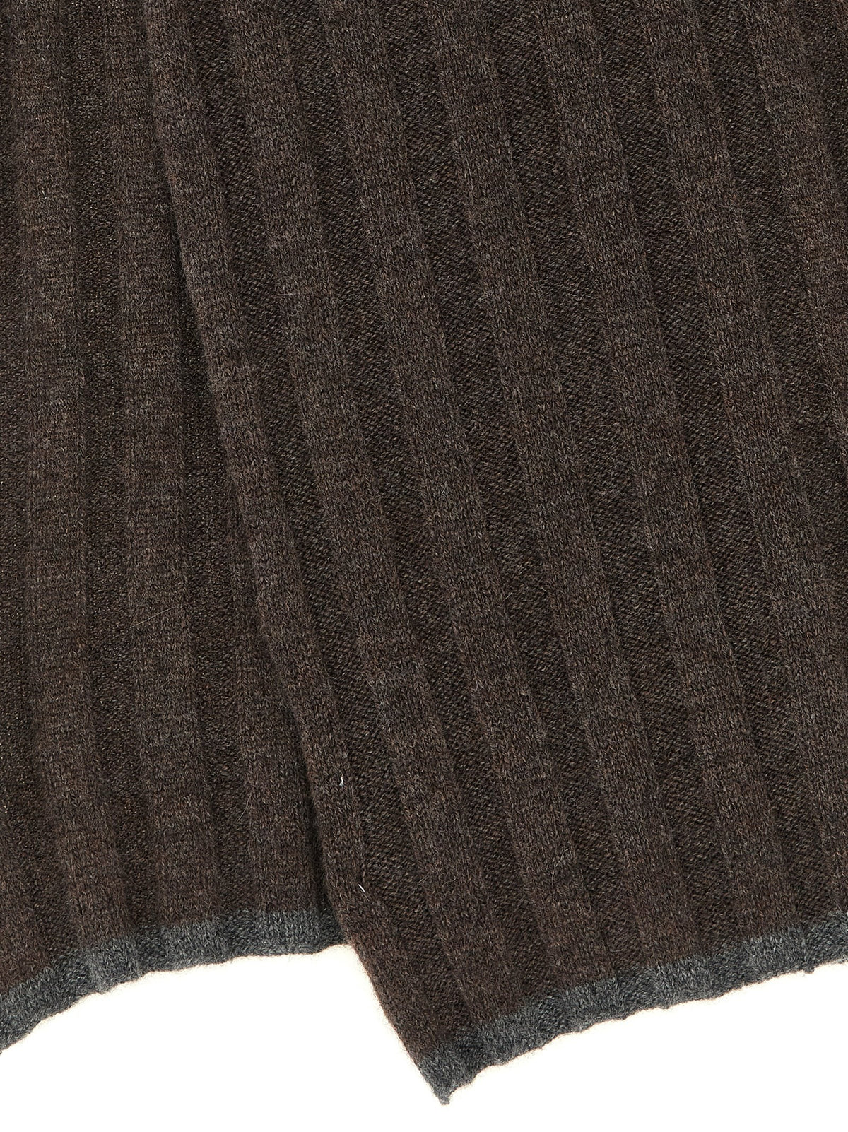 Brunello Cucinelli - Ribbed cashmere knit scarf ribbed-cashmere-knit-scarf_12aa8788-3c67-4b4d-963b-3f462778251f