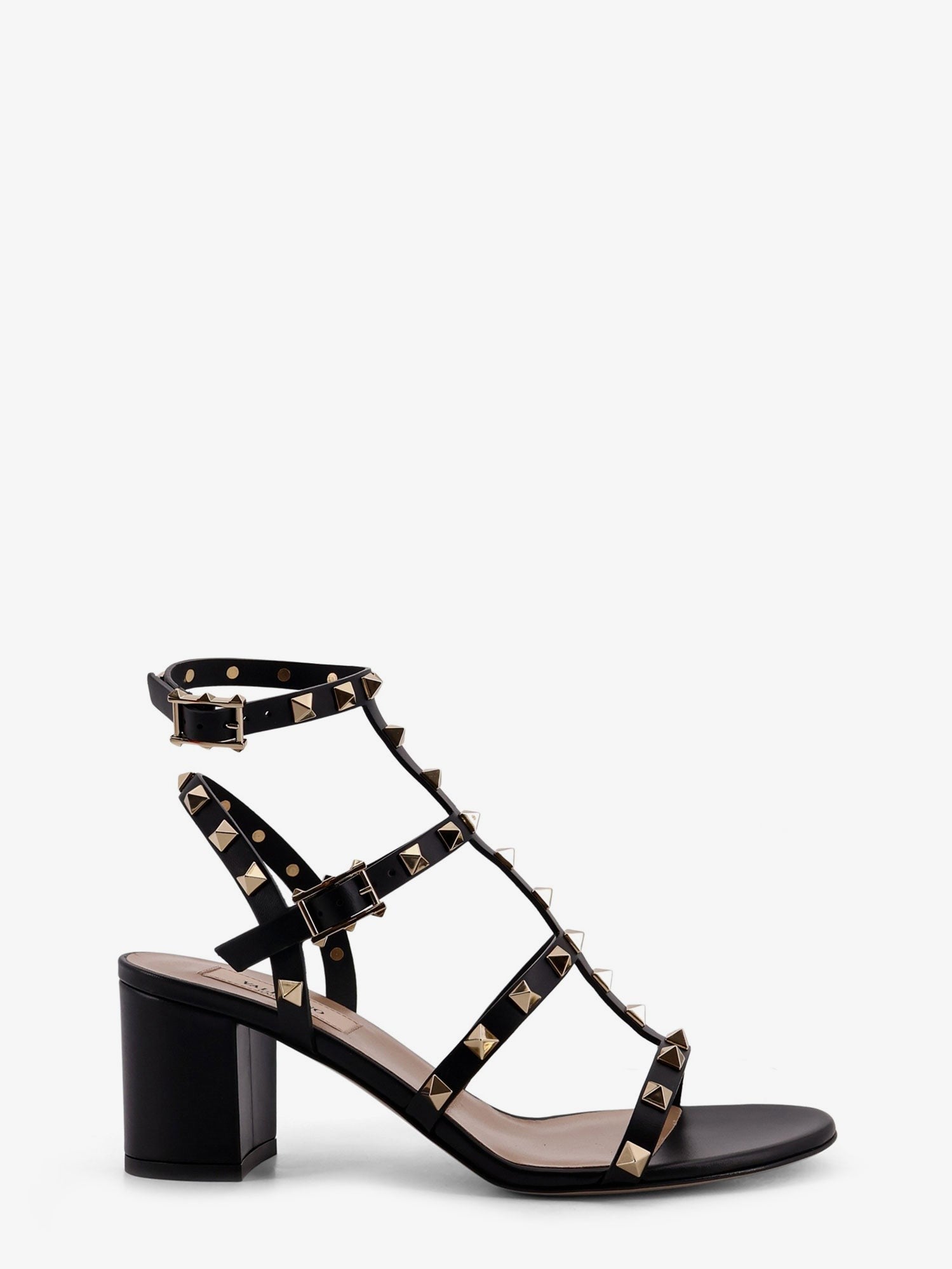 Rockstud leather sandals with iconic studs rockstud-leather-sandals-with-iconic-studs_0cf0872b-5ea9-43b1-909b-b9e333a70665