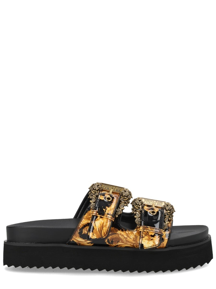 Versace Jeans Couture - SANDAL "ARIZONA" sandal-arizona_99a71c33-c53d-47fa-9e68-99cc0da549fc