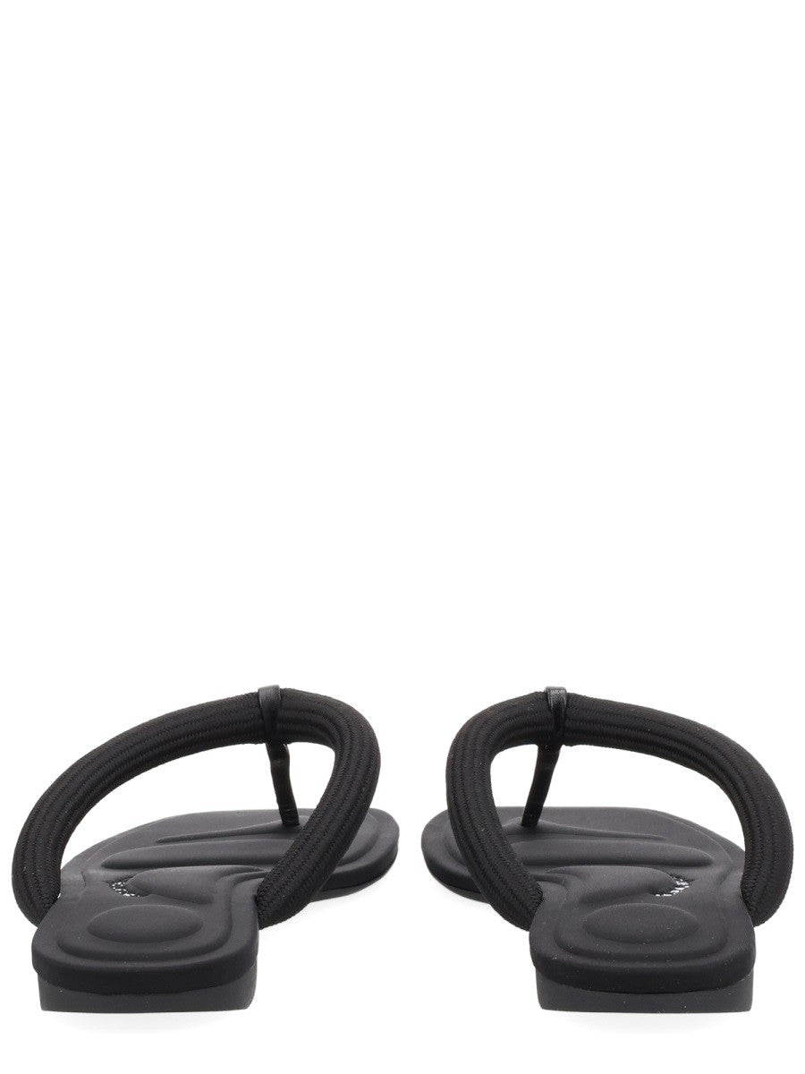 Alexander Wang - SANDALO INFRADITO "JENNA TUBULAR" sandalo-infradito-jenna_0c750b57-cead-4c83-b7ab-f9e0b96da156