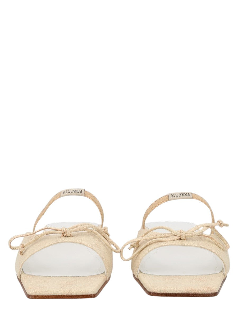 MM6 MAISON MARGIELA - SANDALO SLINGBACK CON DETTAGLIO A FIOCCO sandalo-slingback-con-dettaglio-a-fiocco_6cee97cc-0004-4055-8a00-98b31a729916