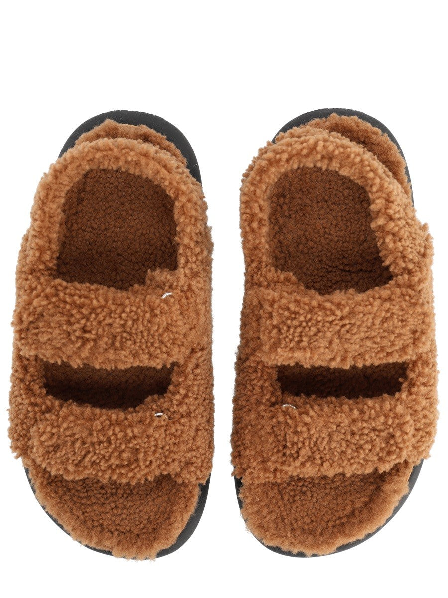 Moon Boot - SHEARLING SANDAL shearling-sandal_3feabfb7-a775-4b7d-9516-b742392b8bdd