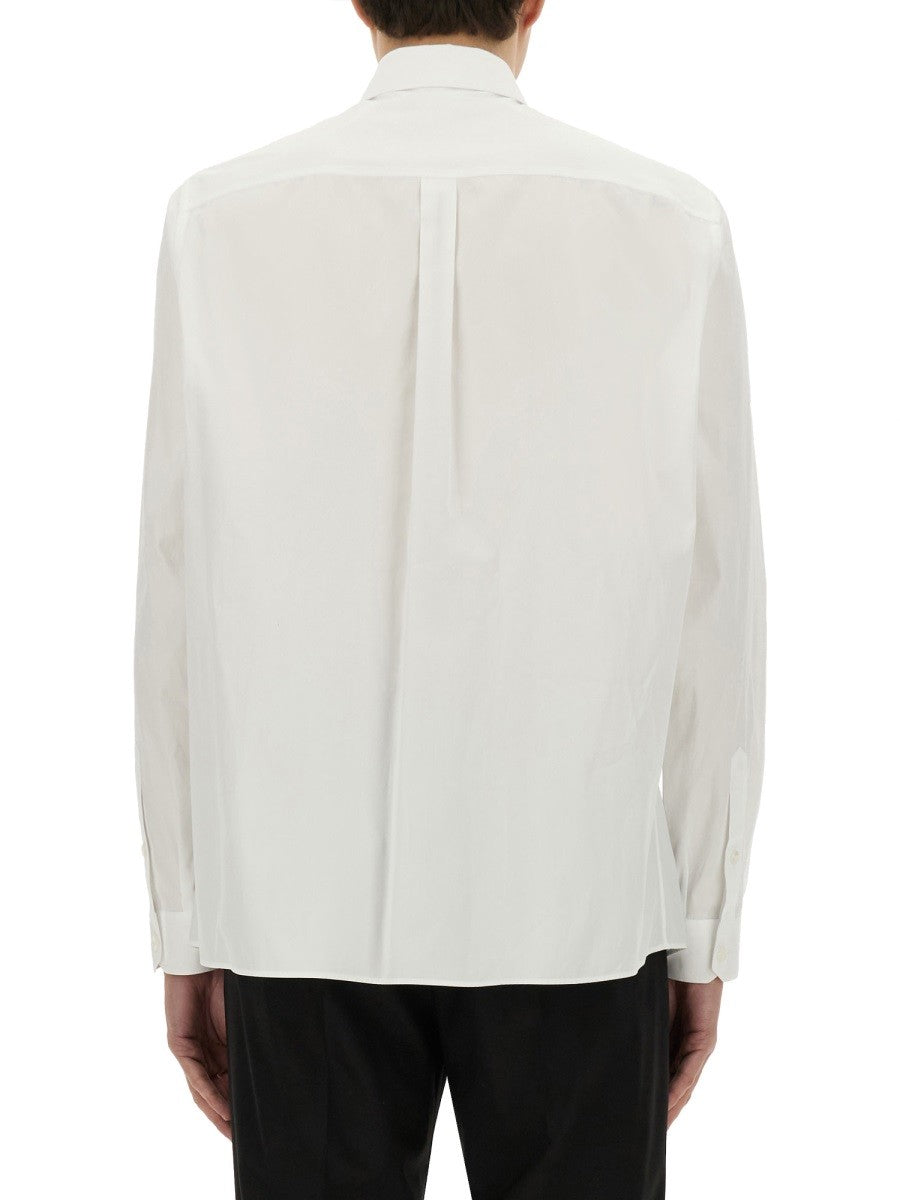 SHIRT WITH LOGO PLAQUE