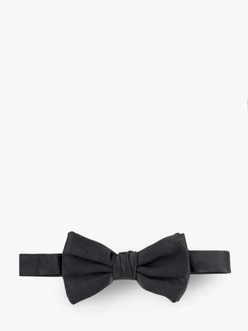 Silk bow tie