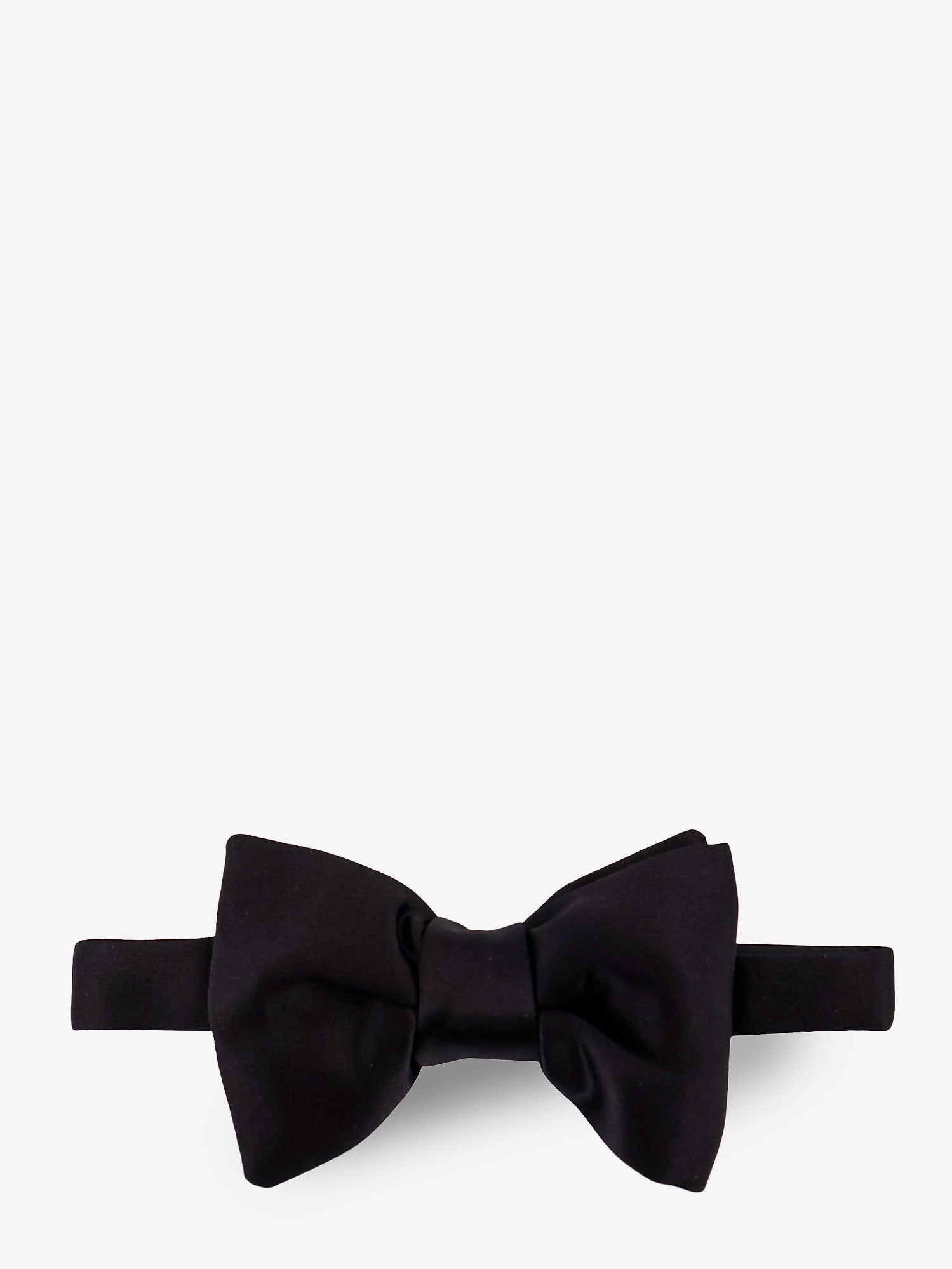 Silk bow tie