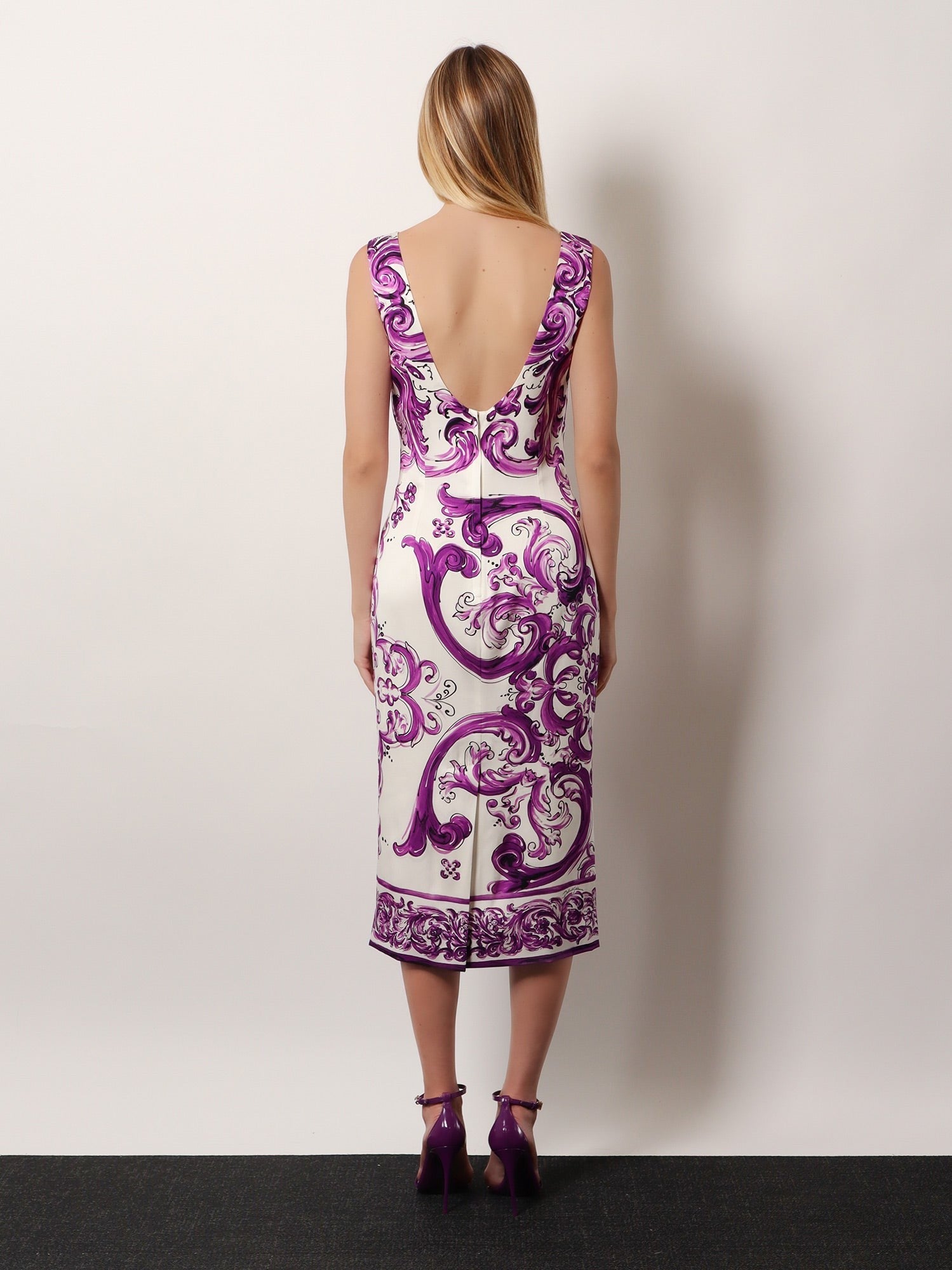 Silk midi pencil dress with Maiolica print
