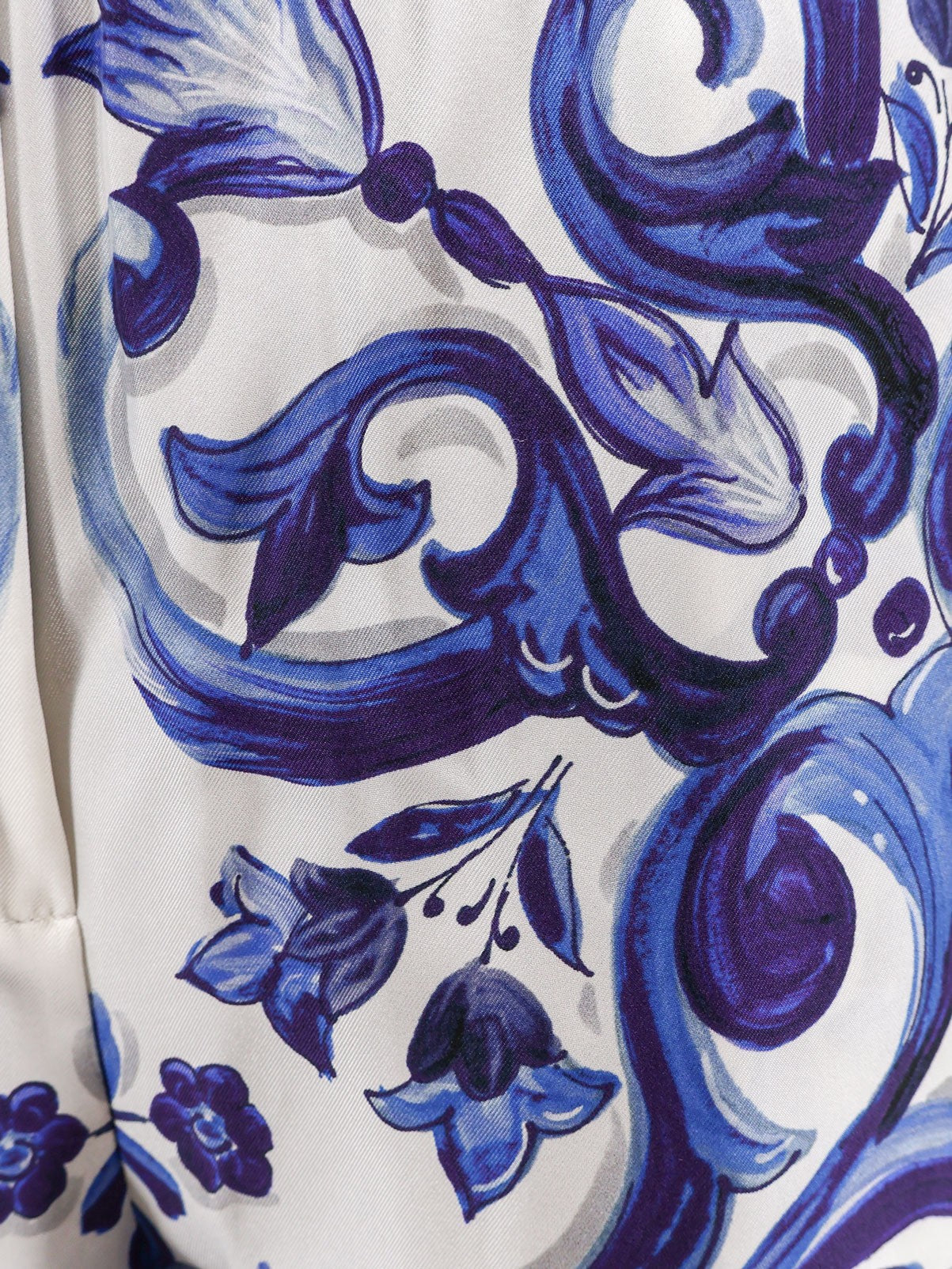Dolce & Gabbana - Silk shorts with Maiolica print