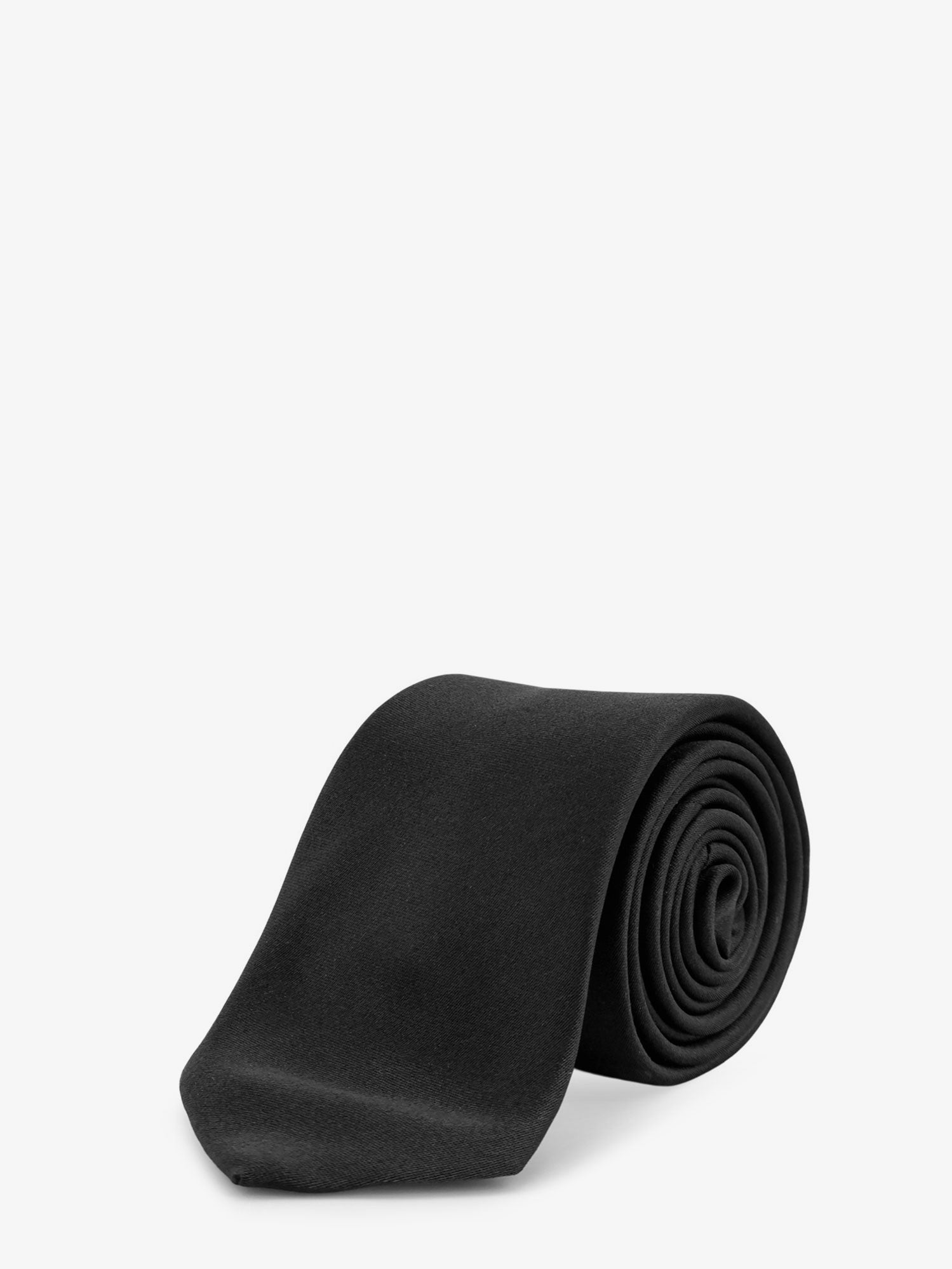 Silk tie silk-tie_683177aa-a1f0-465e-832c-3e441b5c5f27