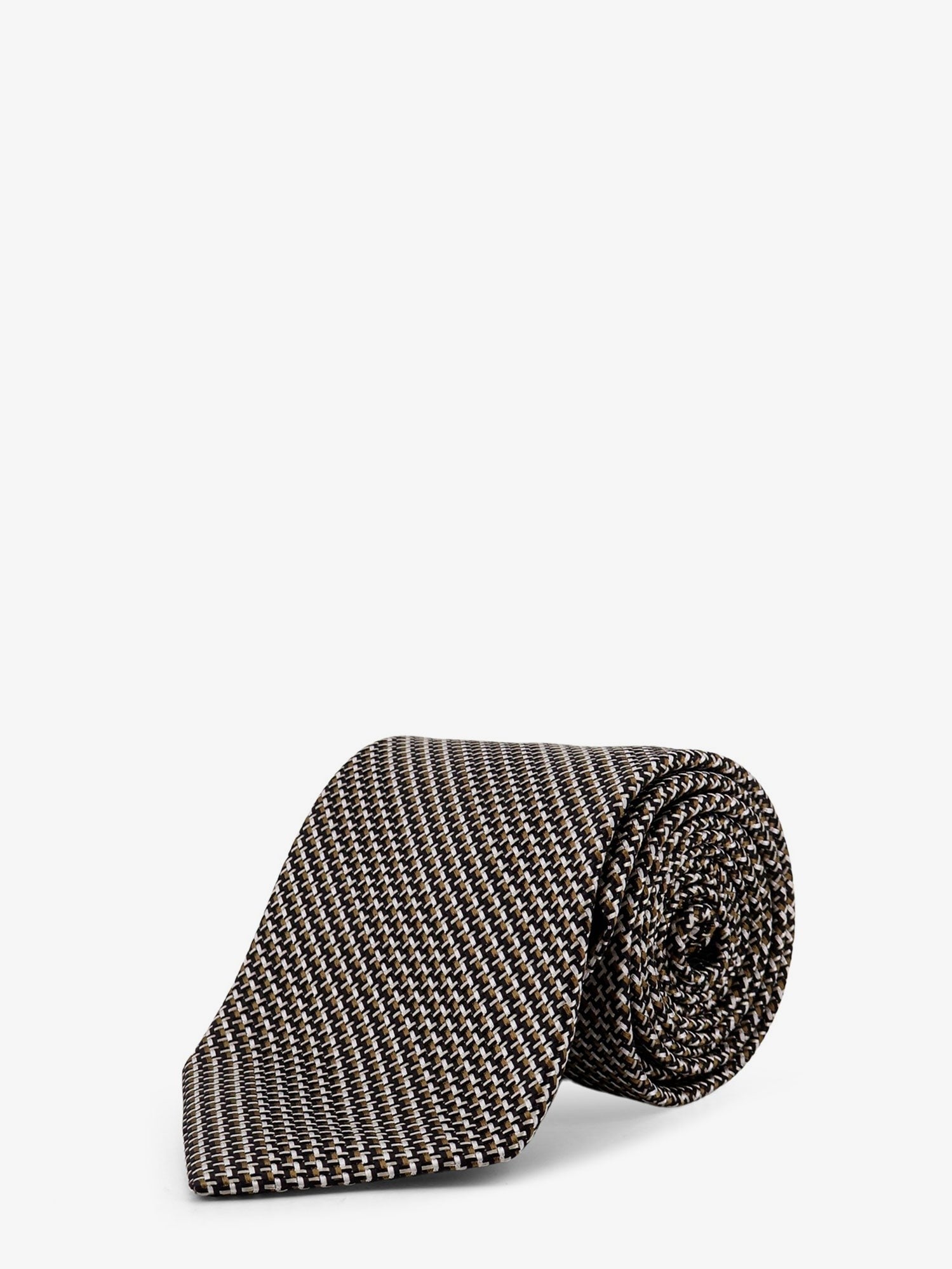 Silk tie silk-tie_77c406ce-de64-456a-aba8-b26518605437