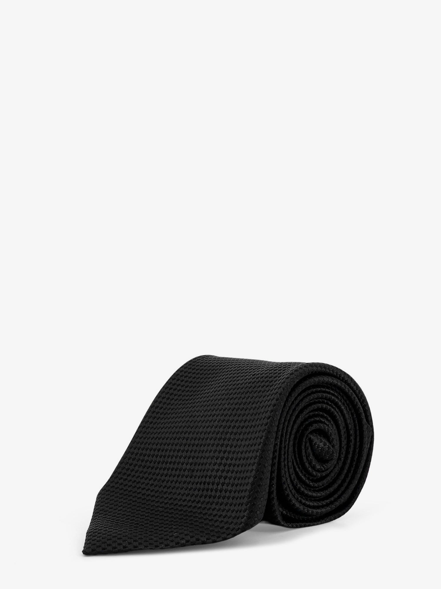 Silk tie silk-tie_a8cbec15-8ece-4ca1-8bf0-57003e81556f