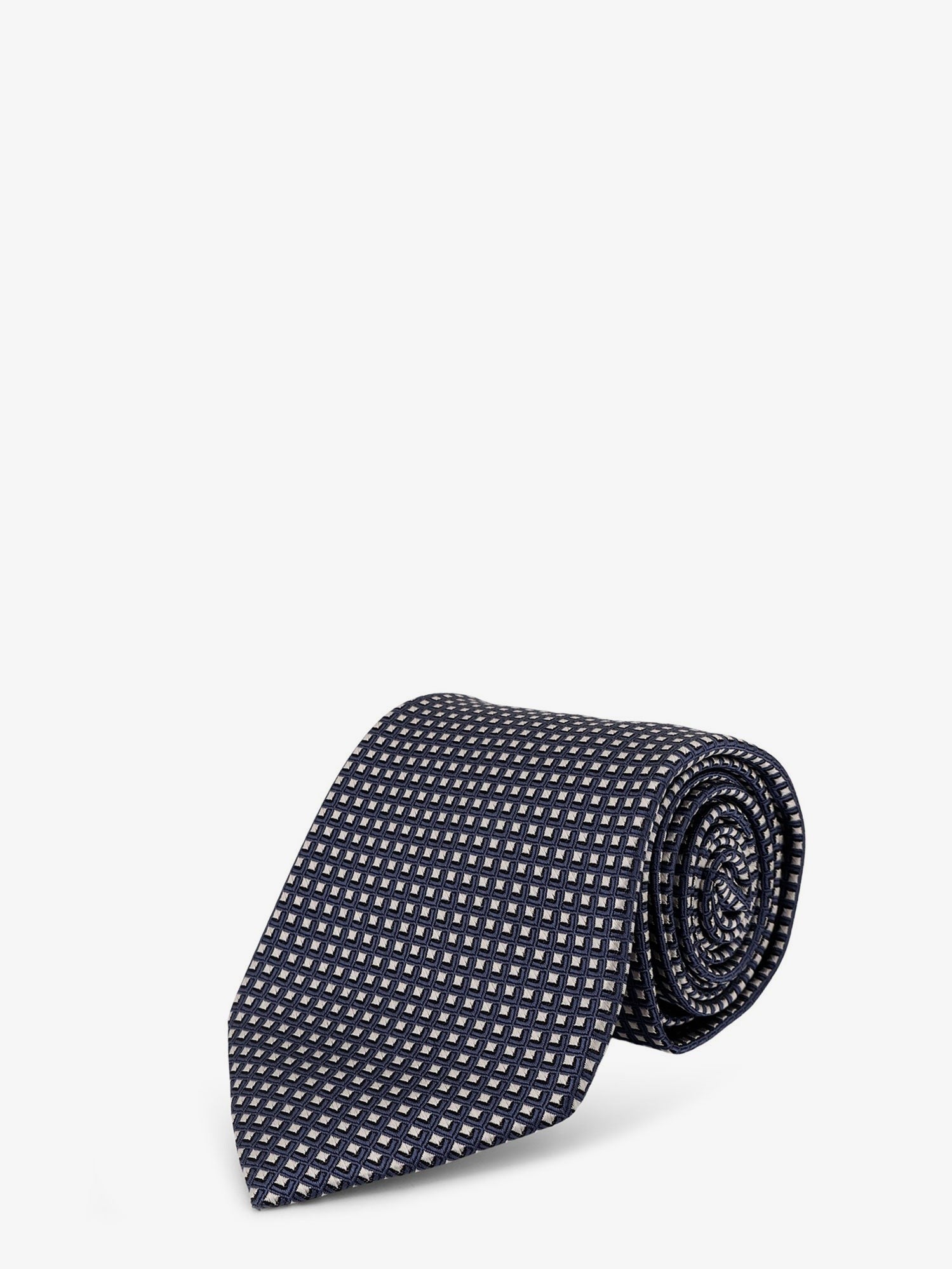 Silk tie silk-tie_f777f989-0f5e-4e11-96eb-f36c6747d5f5