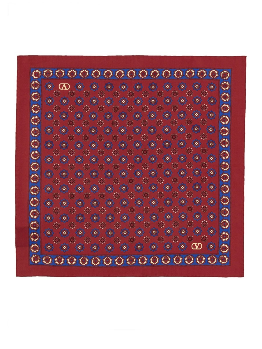 SILK TWILL SCARF silk-twill-scarf_0f978386-6de1-4ac9-ad40-7d381963622f