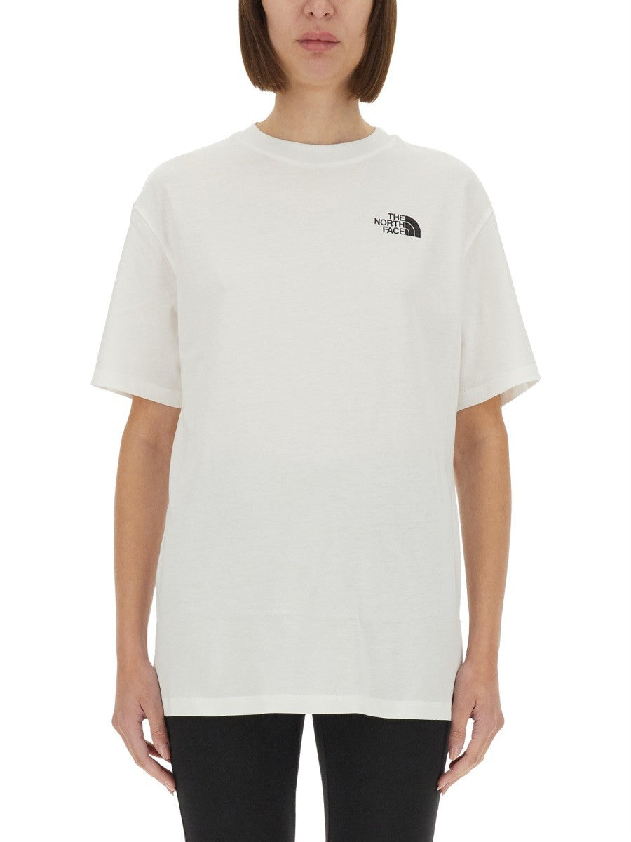 The North Face - "SIMPLE DOME" OVERSIZED T-SHIRT simple-dome-oversized-t-shirt_a918425e-1939-4de1-b671-5f28c43bd1a9