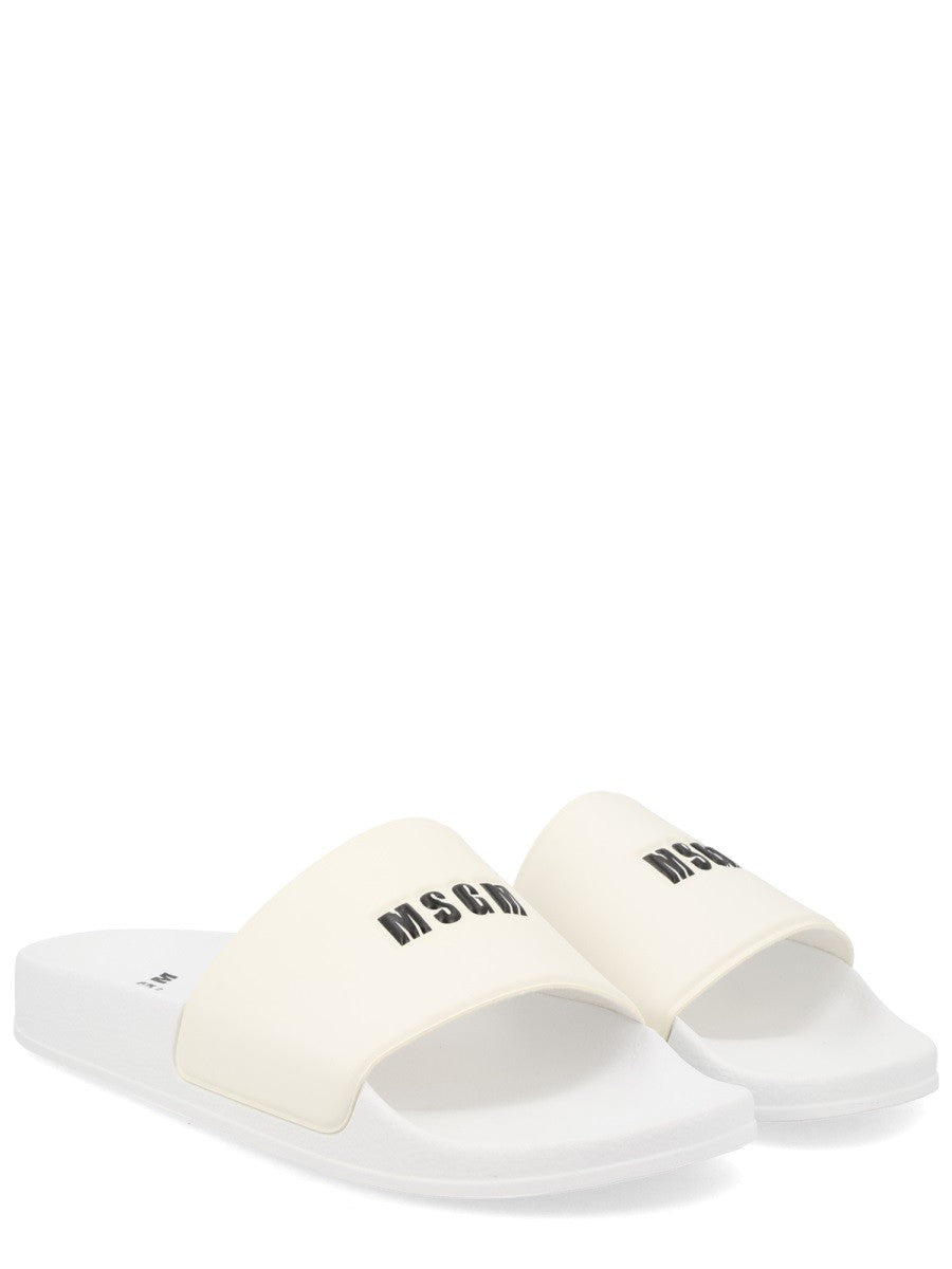 msgm - SLIDE CON LOGO slide-con-logo_c3d7b354-9212-4216-ac00-6cd2c3414e06