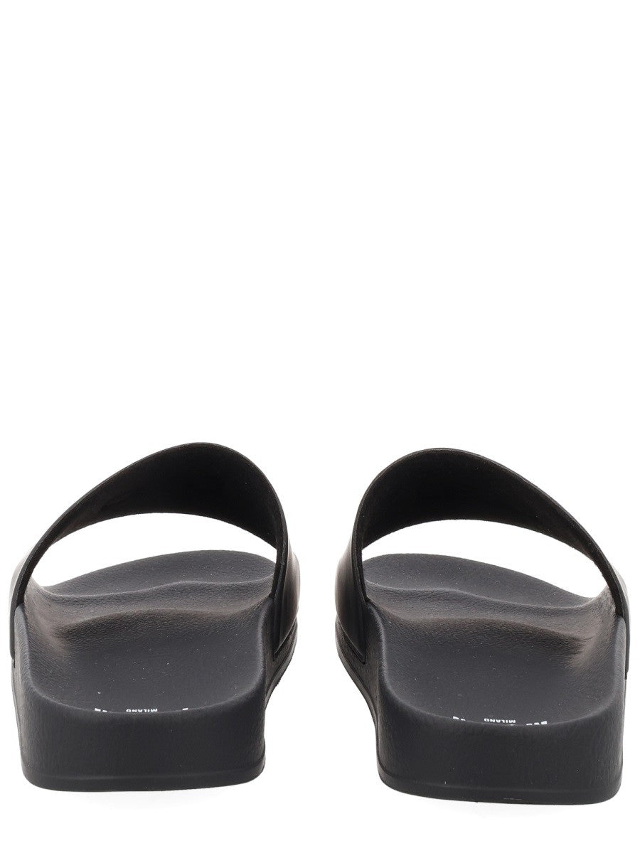 msgm - SLIDE CON LOGO slide-con-logo_c97ab294-cba8-4b7d-8e69-cd63ec433920