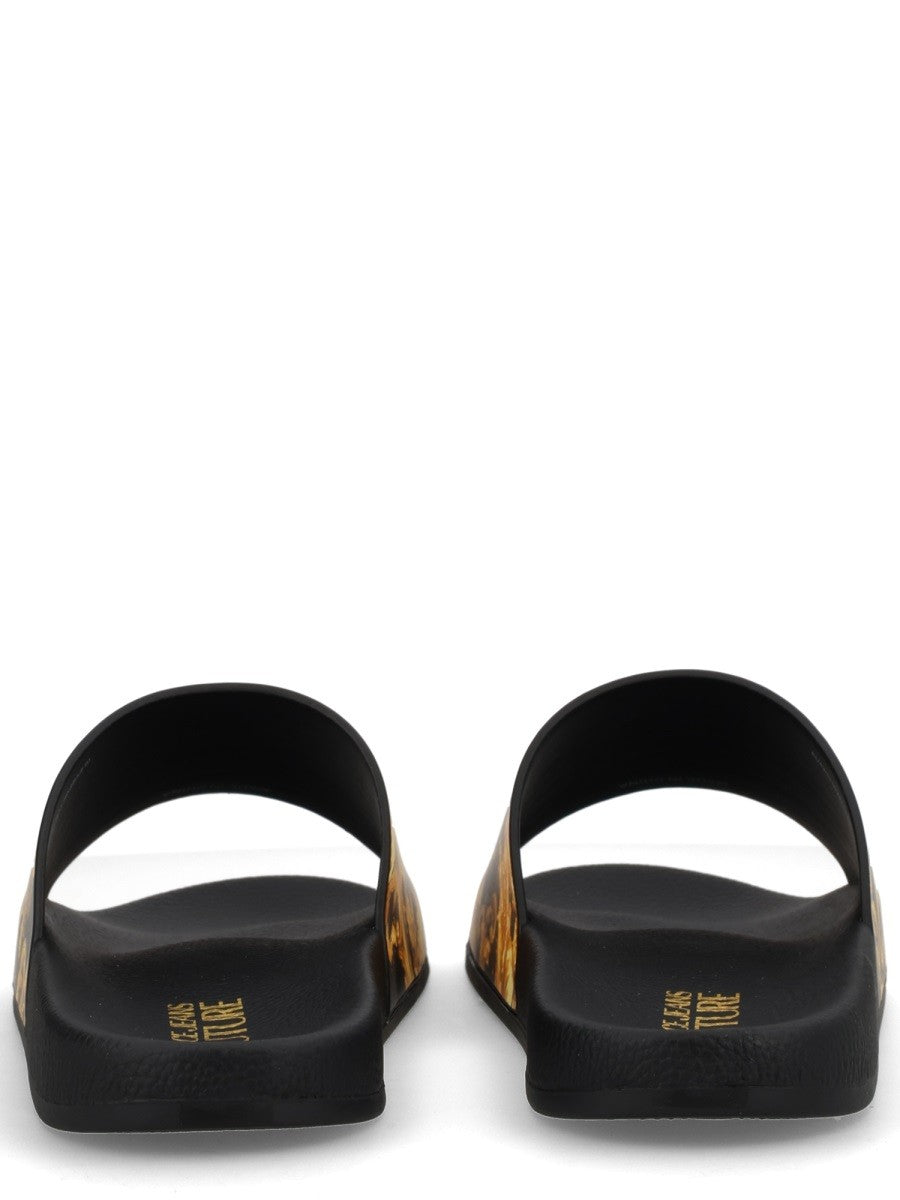 Versace Jeans Couture - SLIDES WITH PRINT slides-with-print_2794a868-1d4c-4908-b814-33bc5e394ec8