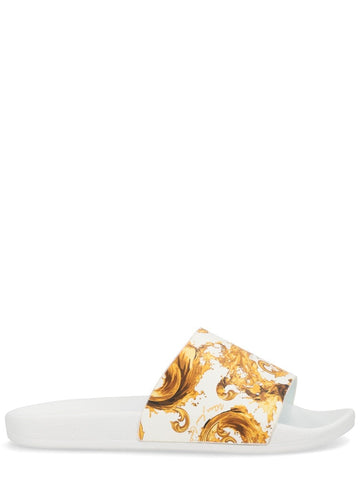 Versace Jeans Couture - SLIDES WITH PRINT slides-with-print_63133771-28f0-40aa-95c8-6aeef62024af