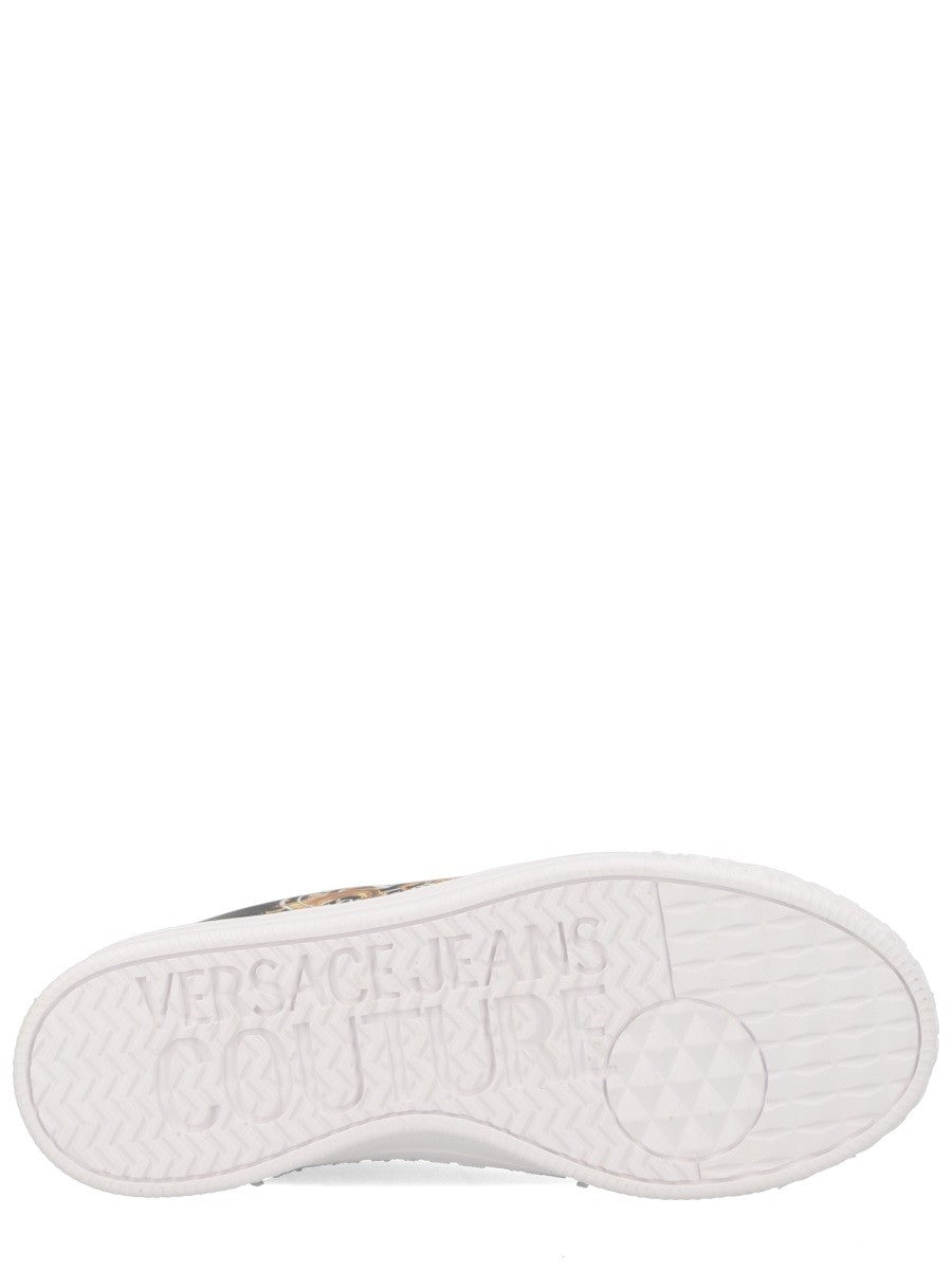 Versace Jeans Couture - SNEAKER CON LOGO "WAVE" sneaker-con-logo-wave_06f4d83f-3731-4a22-9d93-8584c7a2a98d