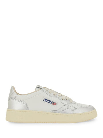 MEDALIST LOW SNEAKER
