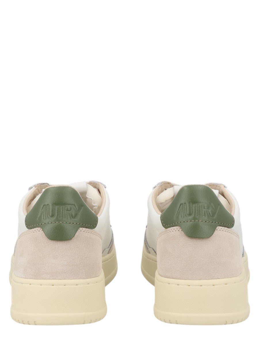 Autry - SNEAKER "MEDALIST LOW" sneaker-medalist-low_0aad4b36-af28-423b-8fd8-131d306f970e