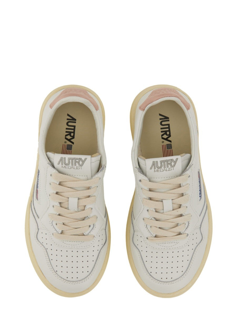Autry - SNEAKER "MEDALIST LOW"