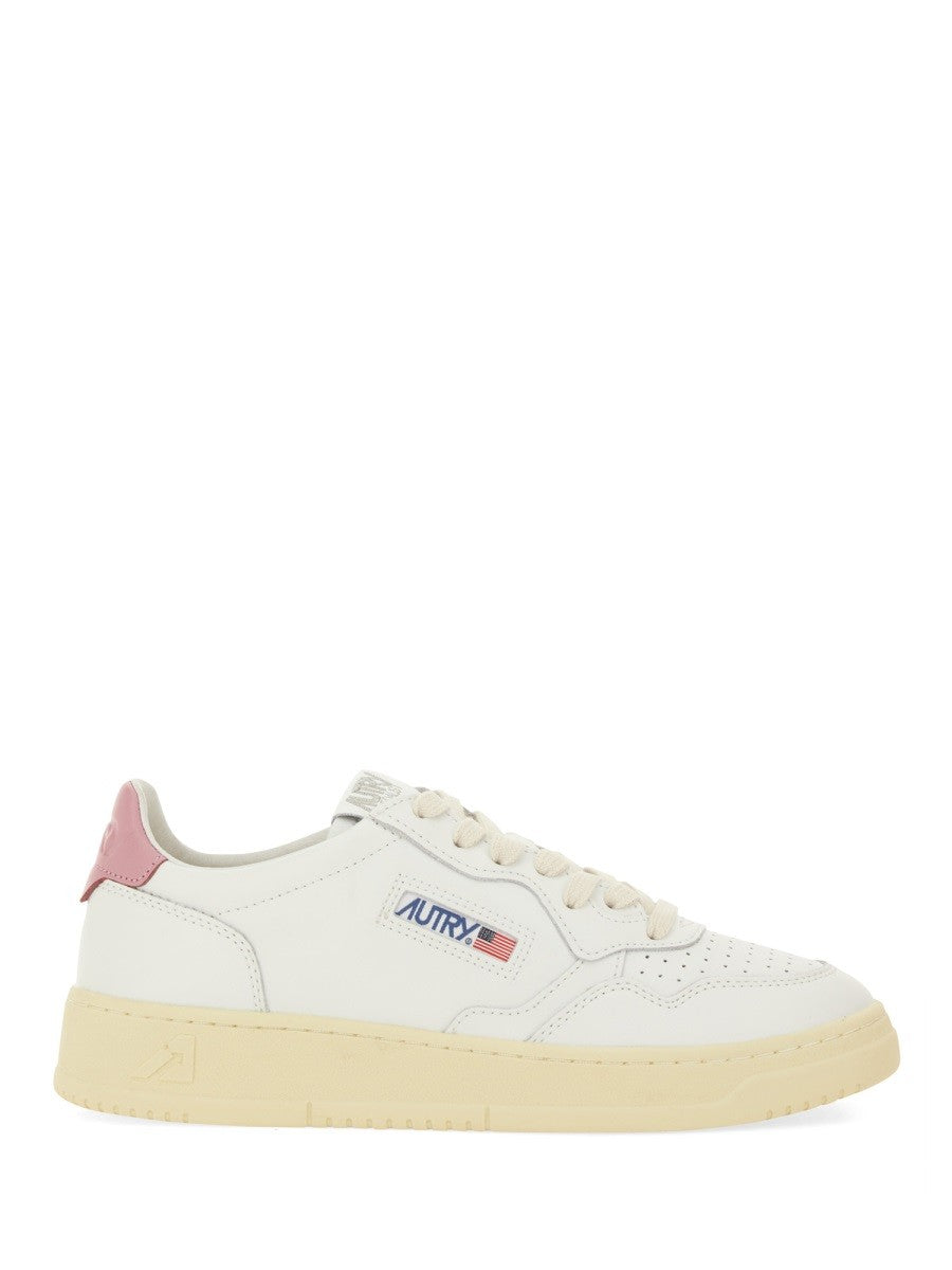 "MEDALIST LOW" SNEAKER
