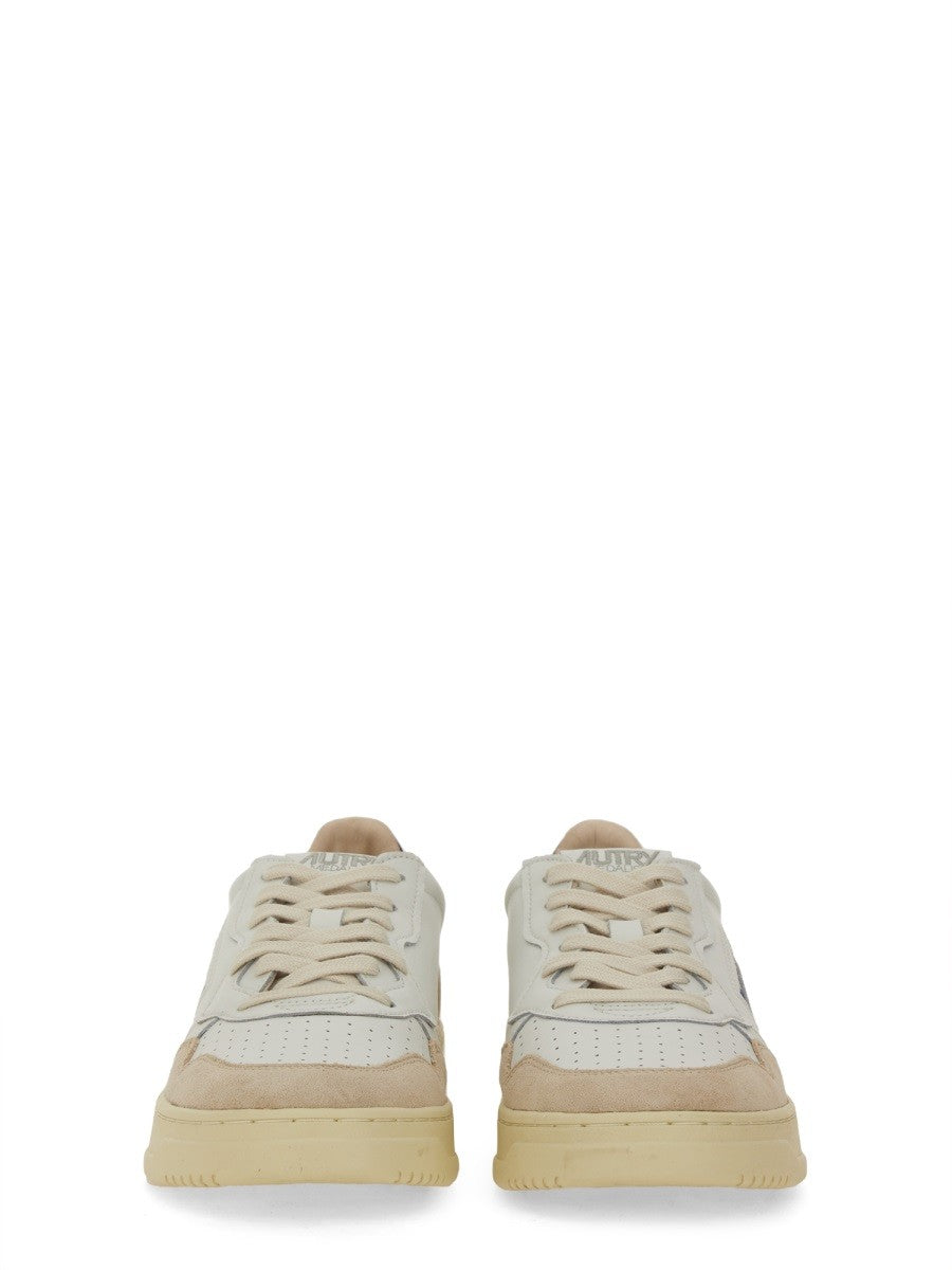 SNEAKER "MEDALIST" LOW