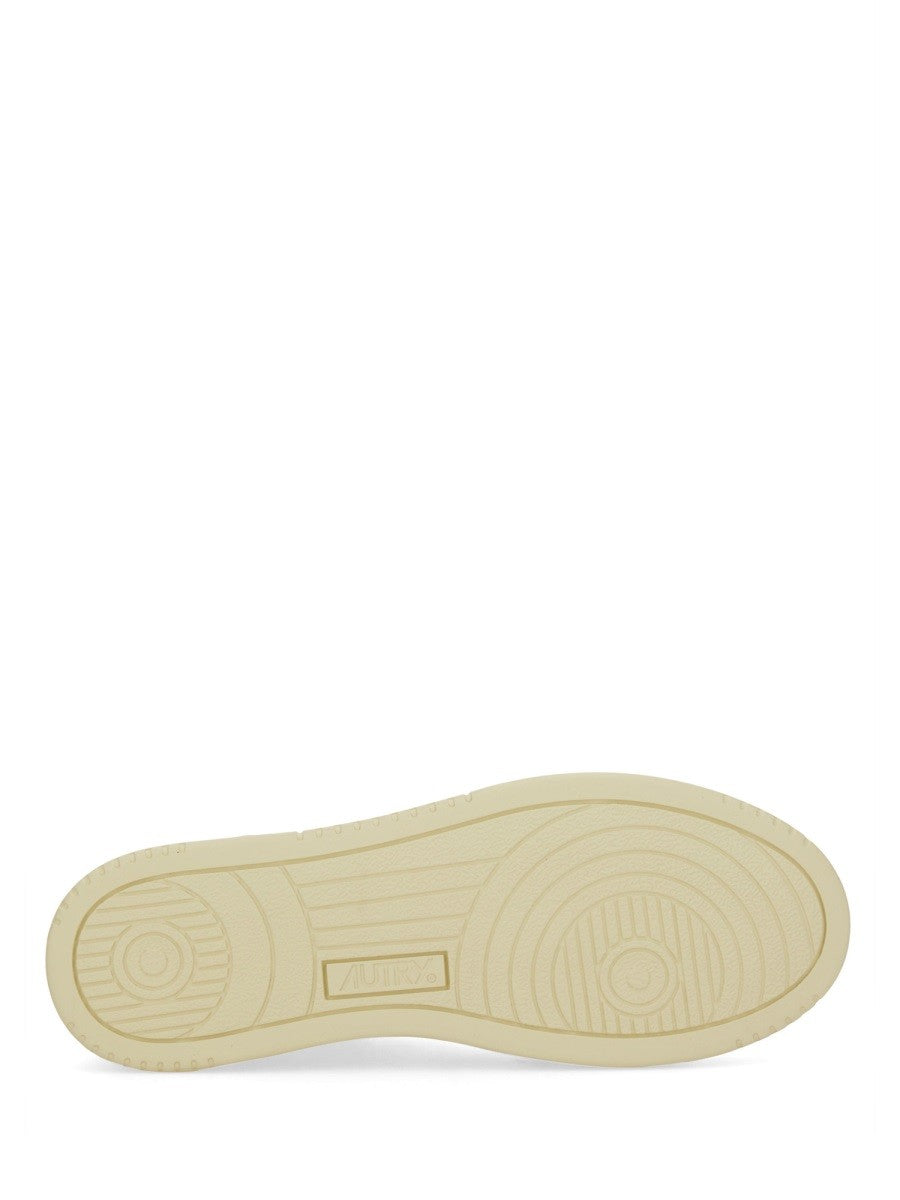 Autry - SNEAKER MEDALIST LOW sneaker-medalist-low_bc9758dc-da2d-4927-8a1c-ef560ec38811