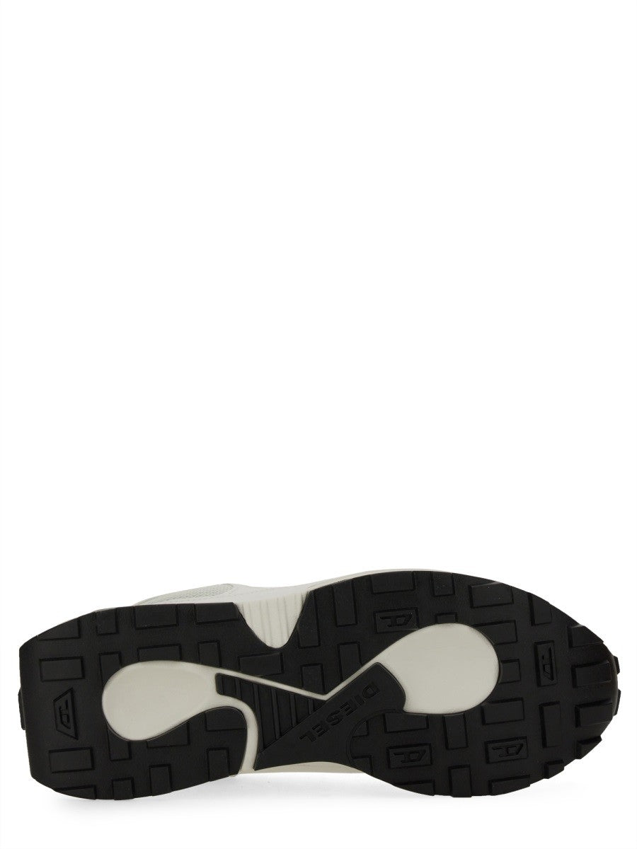 SNEAKER RUNNER "S-TAME-D"