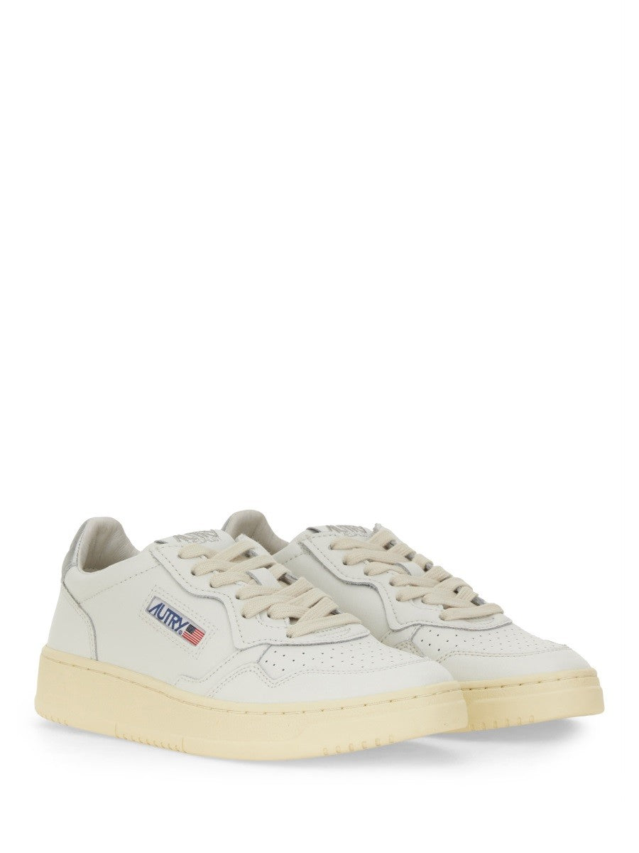 "MEDALIST LOW" SNEAKER