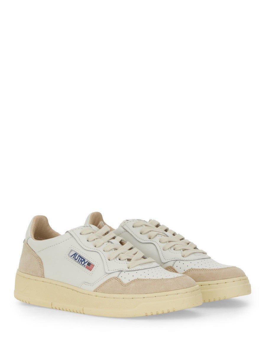 MEDALIST LOW SNEAKERS