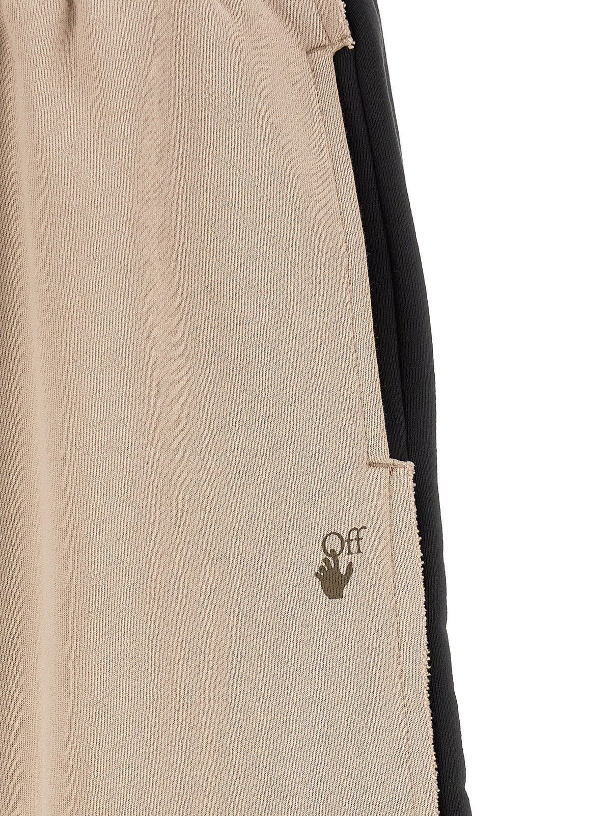 Off White - 'Spices Arrow Overlap Skate' bermuda shorts